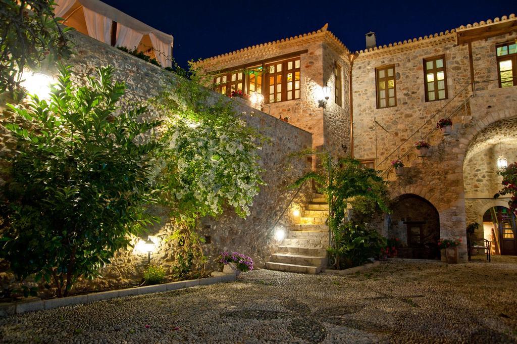 Archontiko Hatzipanayioti Leonidio Exterior photo