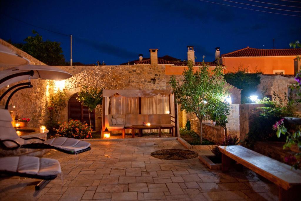 Archontiko Hatzipanayioti Leonidio Exterior photo